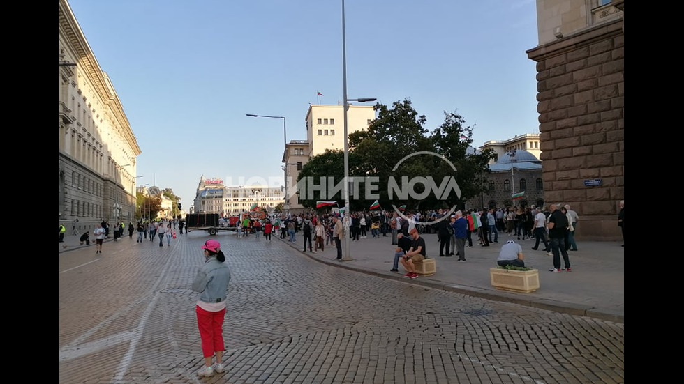 87 вечер на антиправителствени протести