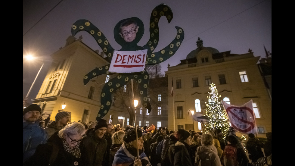 Пореден масов протест срещу Андрей Бабиш в Чехия