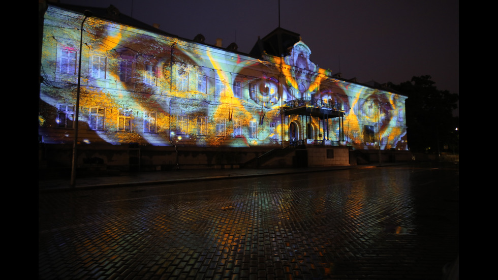 Започна фестивалът на светлината "Лунар"