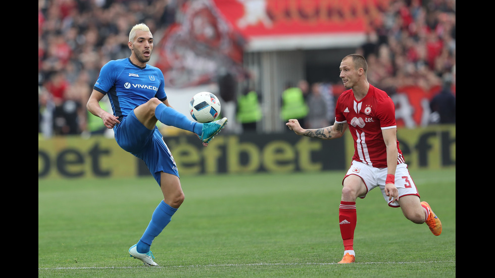 ЦСКА разгроми „Левски” с 3:0 във Вечното дерби