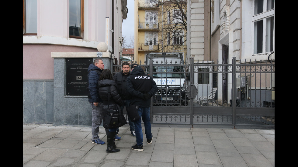 Спецакция в офиси на Васил Божков