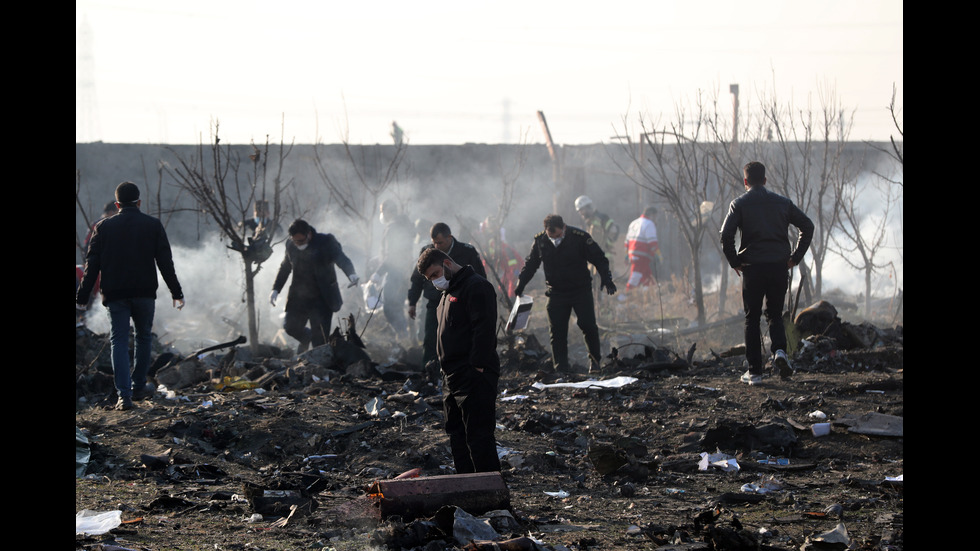 Украински самолет се разби в Техеран