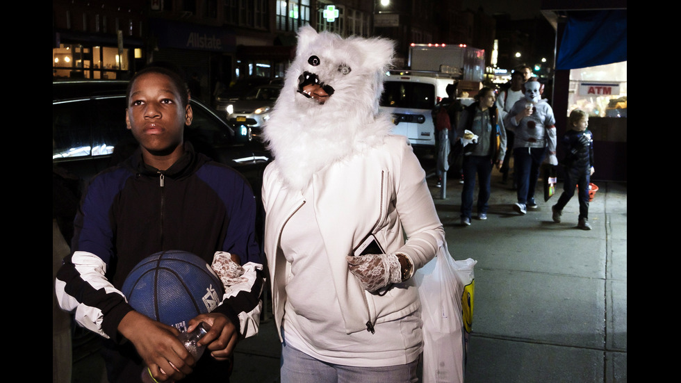 Огромен парад за Хелоуин се проведе в Ню Йорк