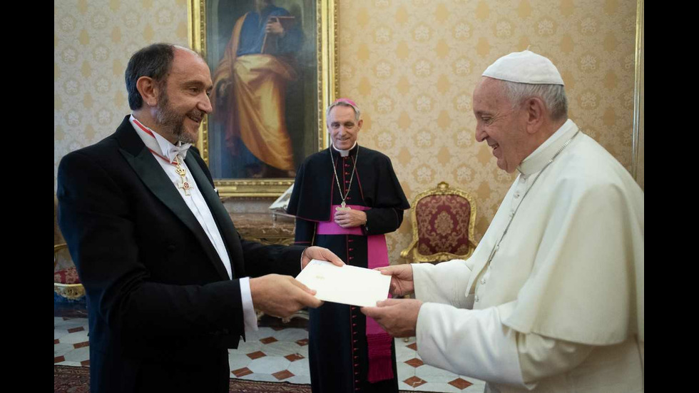 Посланик Богдан Паташев връчи акредитивните си писма на папа Франциск