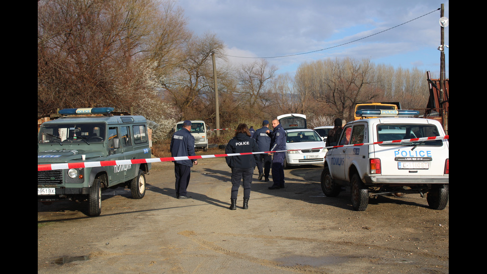 При грабеж: Мними полицаи с бухалки пребиха жестоко възрастна двойка