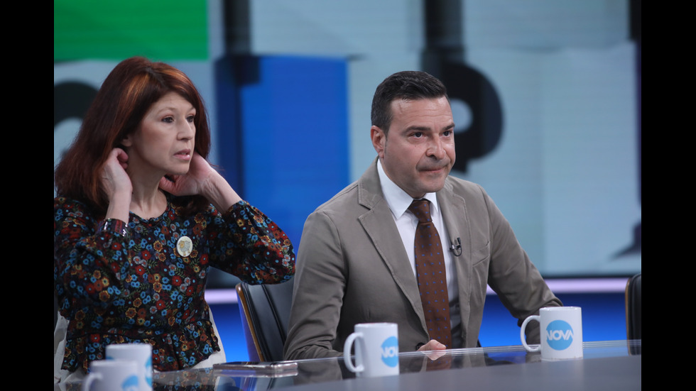 ЗАД КАДЪР: Изборният ден по NOVA В СНИМКИ