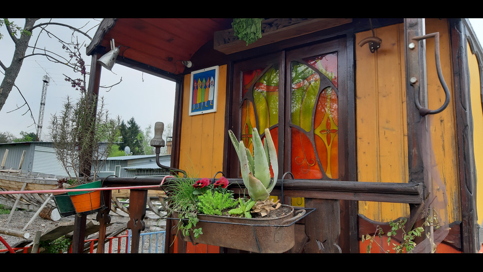 Французин обикаля света с трактор с 25 км в час