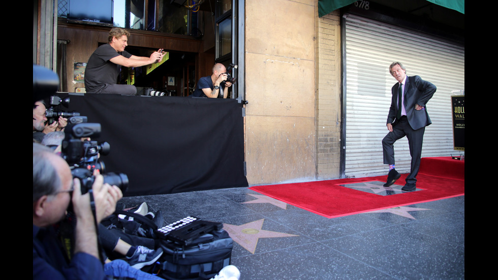 Звездата на Хю Лори изгря на Алеята на славата