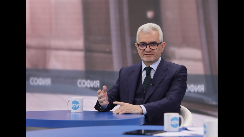 ЗАД КАДЪР: Изборното студио на NOVA
