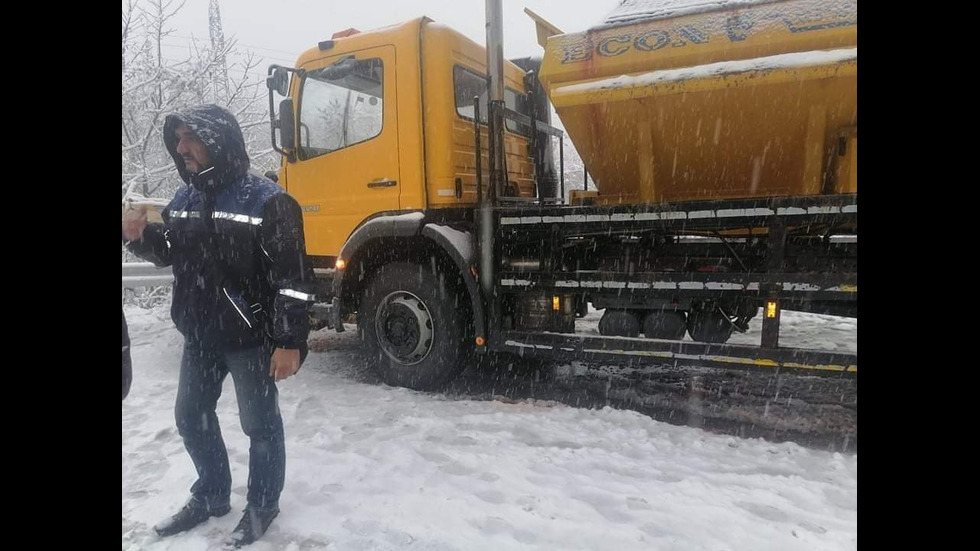 Катастрофа блокира входа на Тетевен