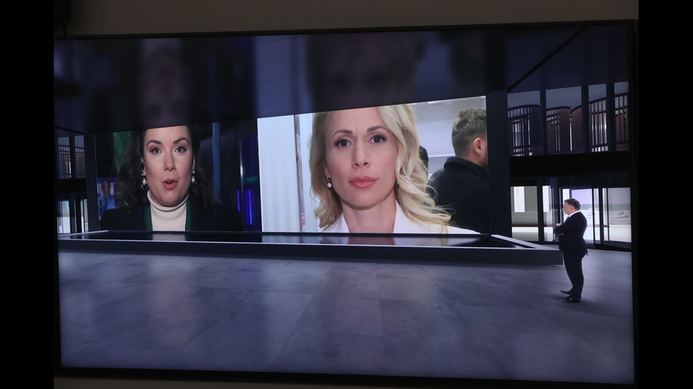 ЗАД КАДЪР: Изборният ден по NOVA В СНИМКИ