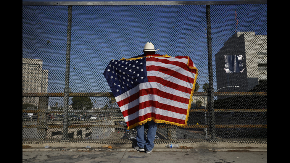 Сблъсъци между Гвардията и протестиращи в Лос Анджелис