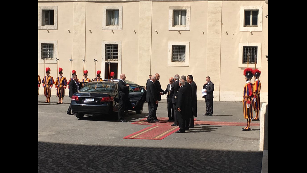 Борисов е на аудиенция при папа Франциск във Ватикана