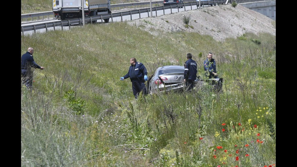 Автомобил катастрофира на Ботевградско шосе в София