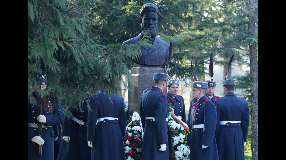България чества 170 години от рождението на Христо Ботев