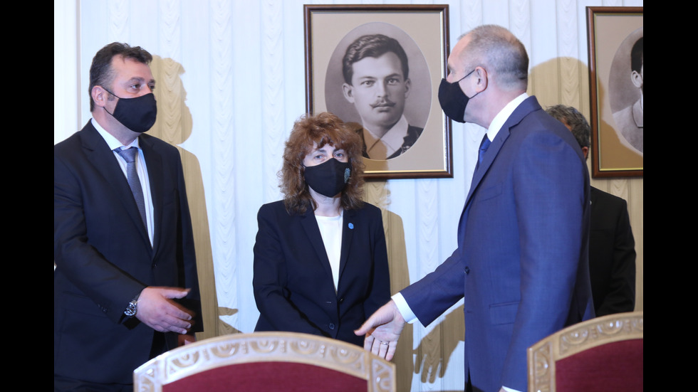 Започнаха консултациите при президента за нов кабинет