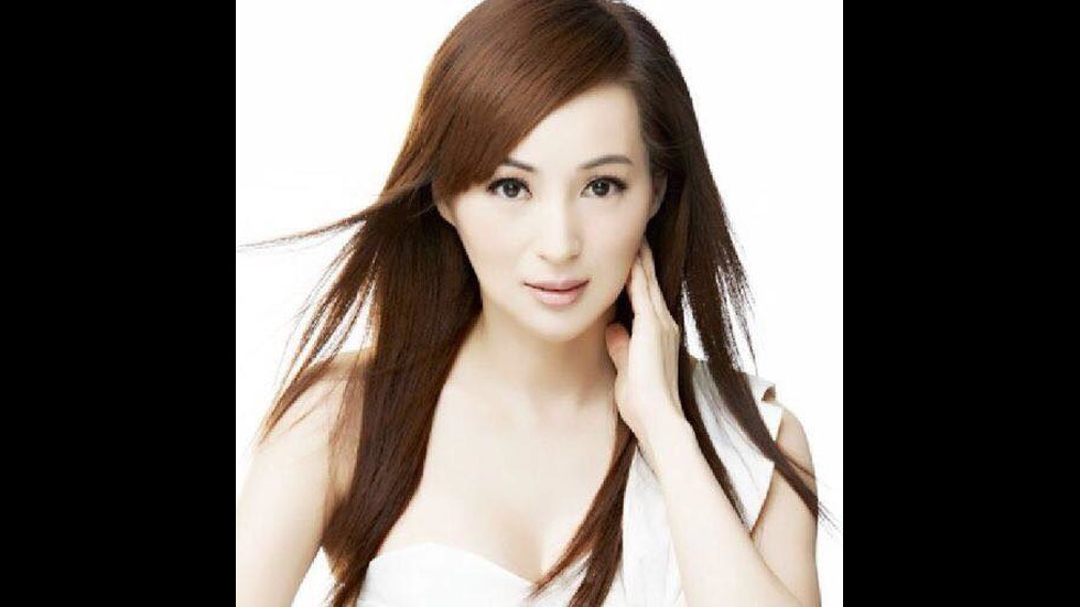 50-годишни манекенки приличат на тийнейджърки (ГАЛЕРИЯ)