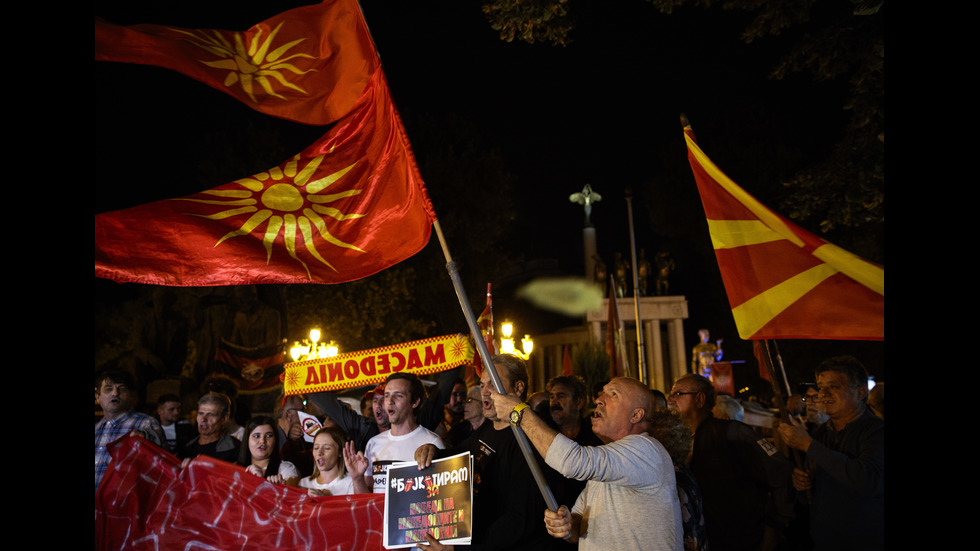 Референдумът в Македония приключи