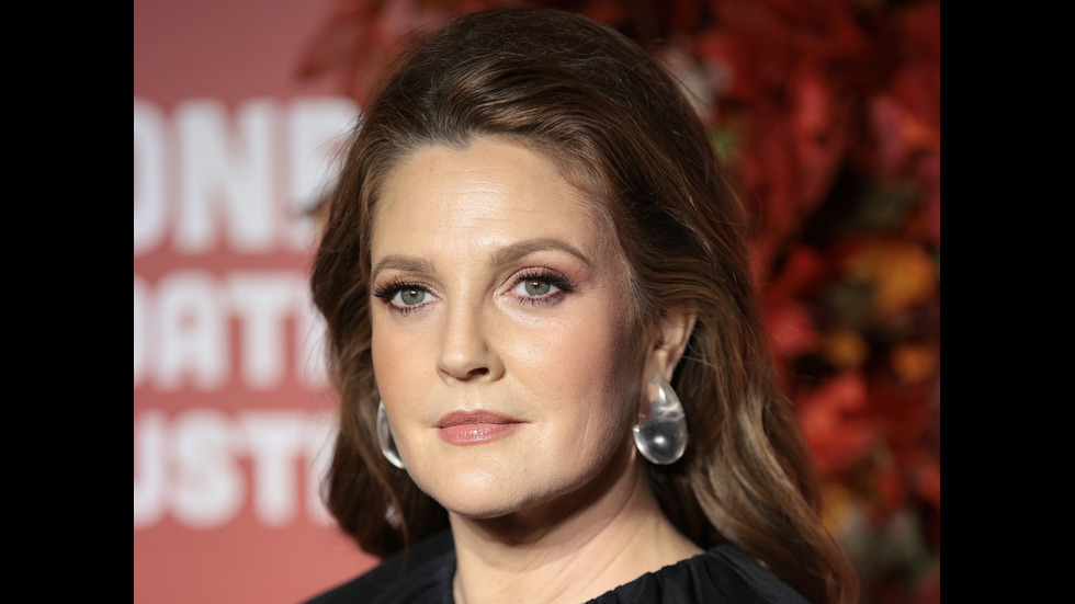 ОНЛАЙН ЛЮБОВ: Звезди, използвали приложения за запознанства