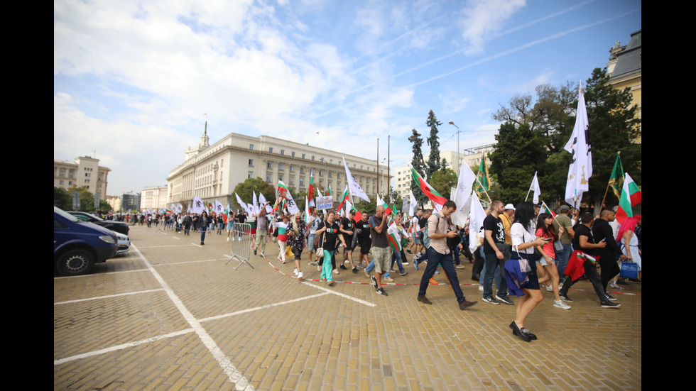 Напрежение на протеста на "Възраждане"