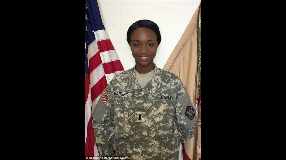 Най-красивите жени войници в света