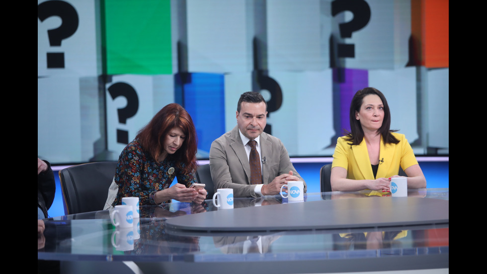 ЗАД КАДЪР: Изборният ден по NOVA В СНИМКИ