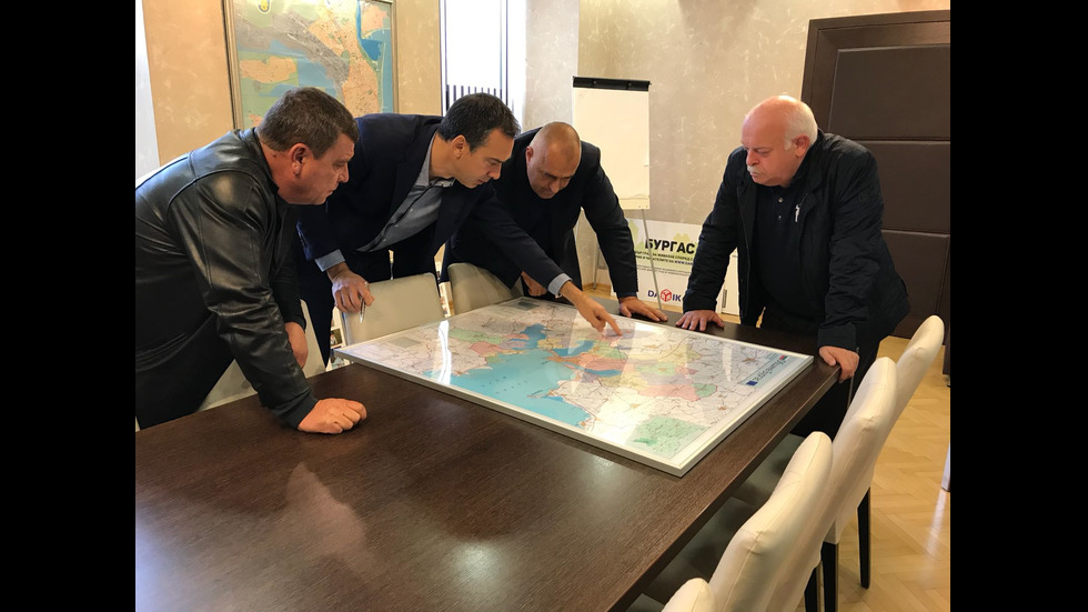 Борисов свика кризисния щаб за наводнените райони в Бургаско