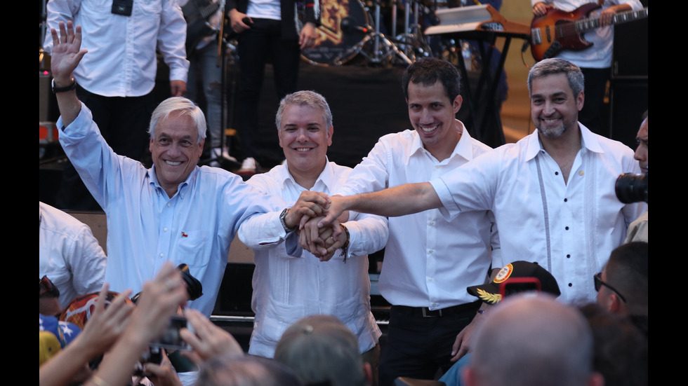 Хиляди хора се събраха на благотворителен концерт за Венецуела