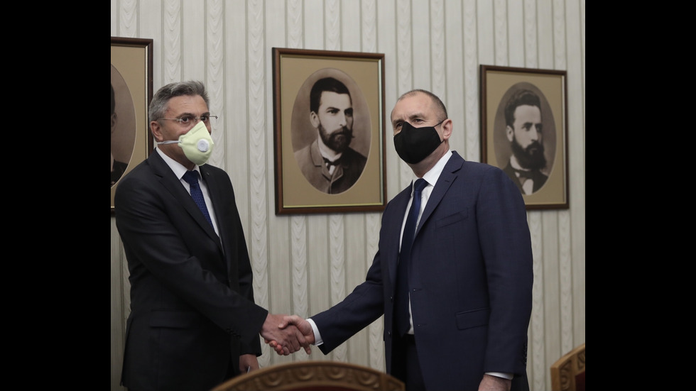 Започнаха консултациите при президента за нов кабинет
