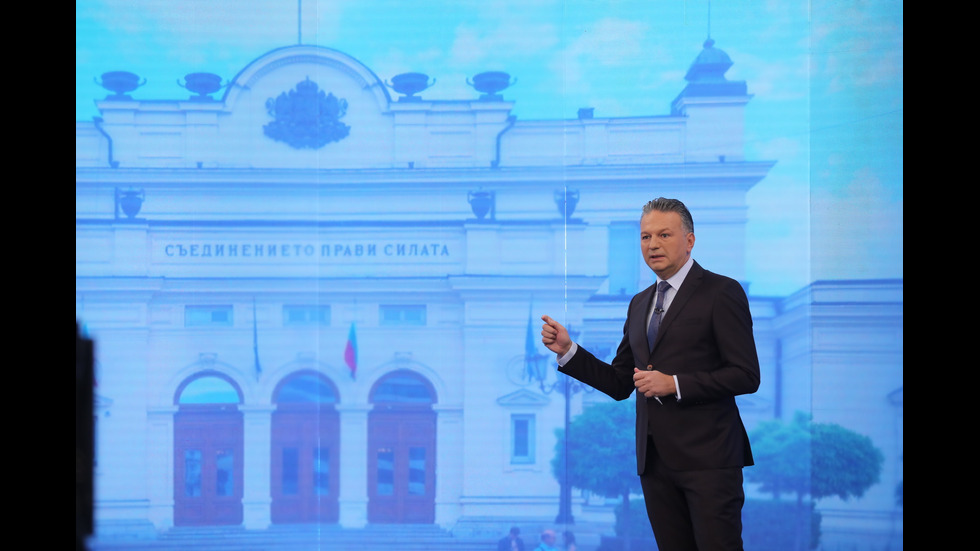 ЗАД КАДЪР: Изборното студио на NOVA