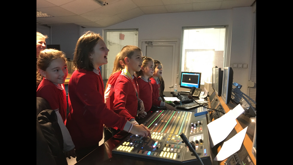 Ученици от ЧСУ "Дружба“ на посещение в NOVA