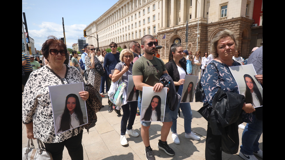 Бдение в памет на децата, загинали на пътя