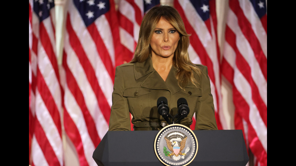 СТИЛ И СЕКСАПИЛ: Мелания Тръмп като първа дама