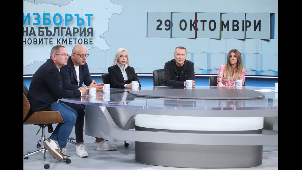 Изборното студио на NOVA - в и зад кадър