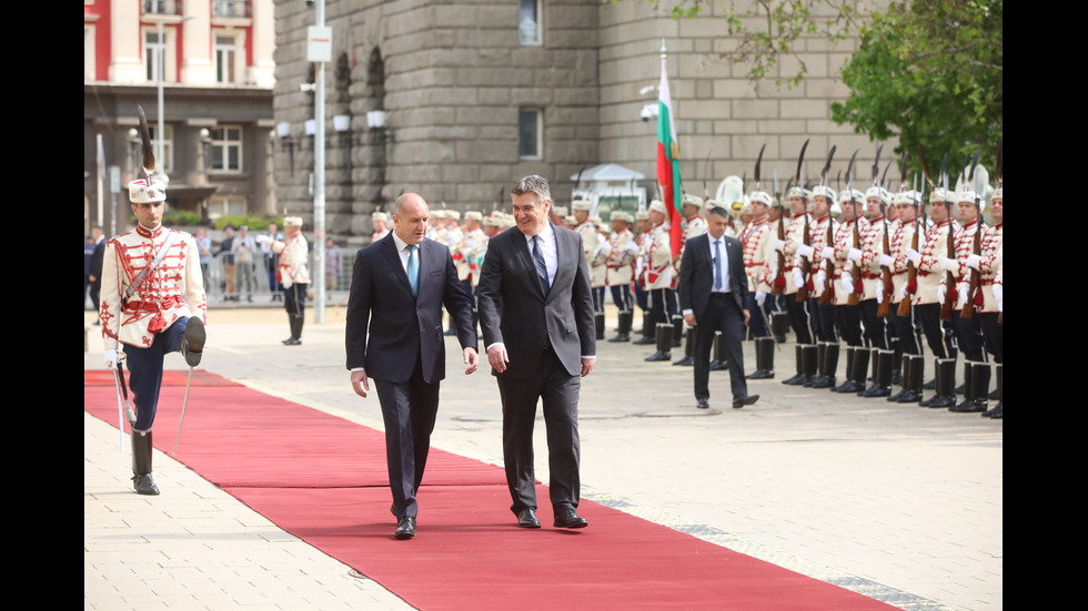 Президентът на Хърватия пристигна у нас по покана на Румен Радев