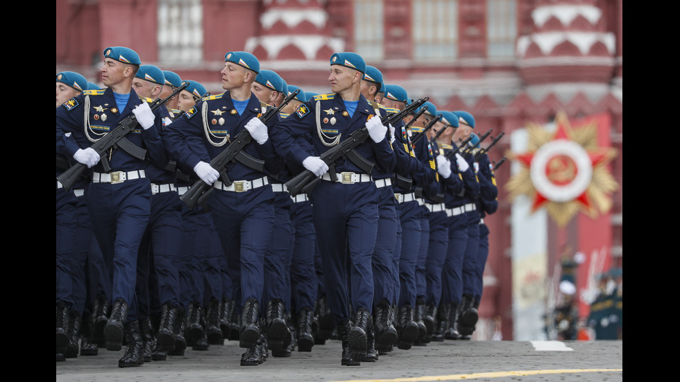 Военен парад в Москва за Деня на победата