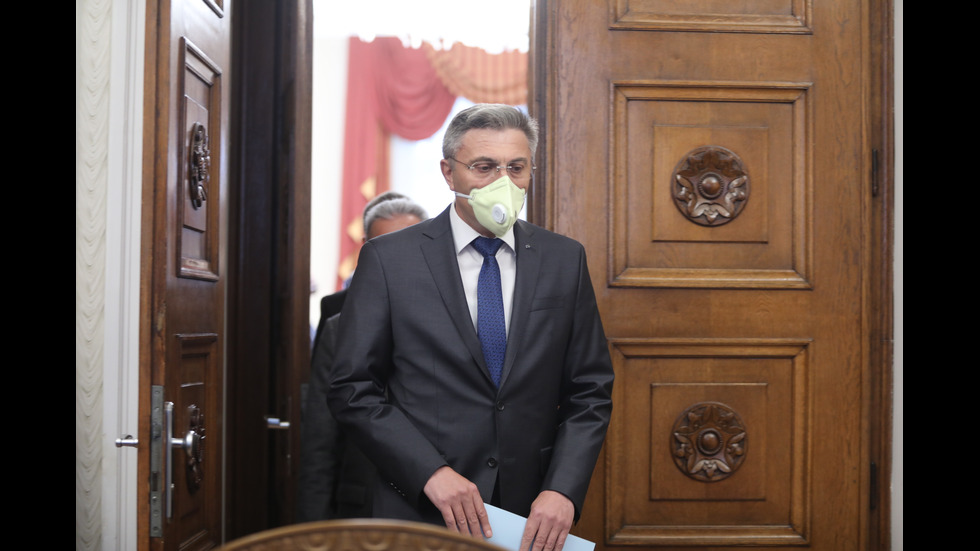 Започнаха консултациите при президента за нов кабинет