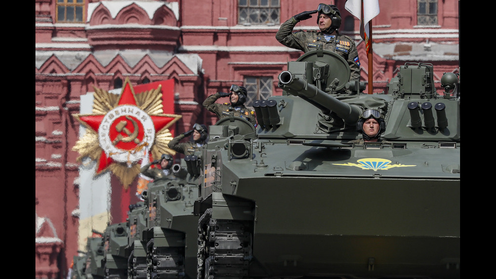 Военен парад в Москва за Деня на победата