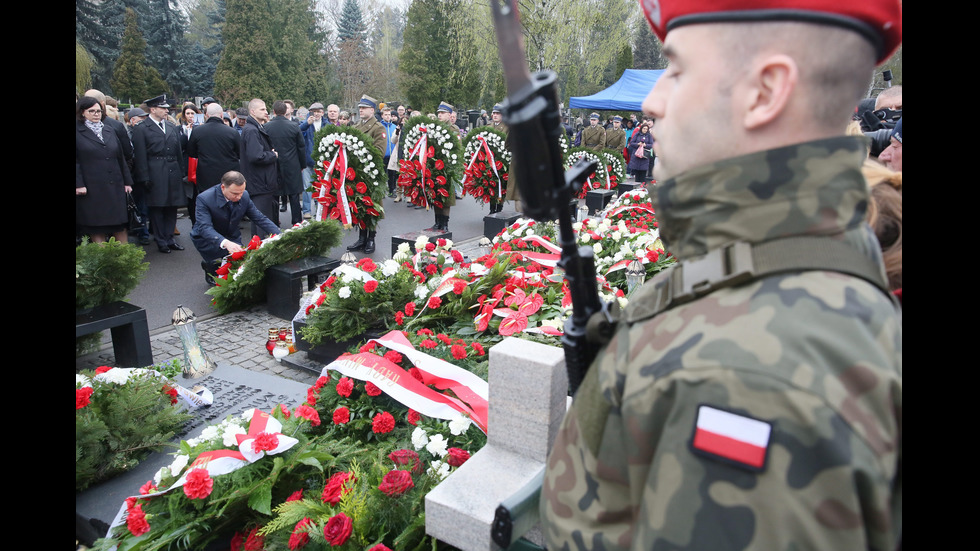 В памет на Лех Качински и останалите жертви на самолетната катастрофа