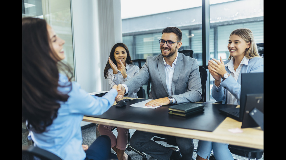 Как да се облечете, за да получите мечтаната работа