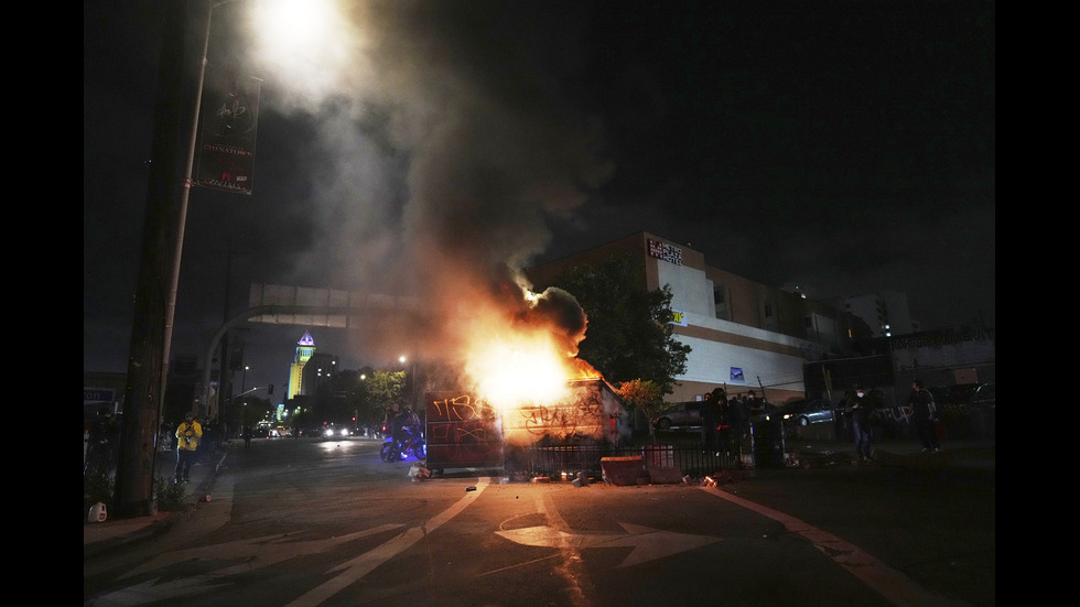 Сблъсъци между Гвардията и протестиращи в Лос Анджелис