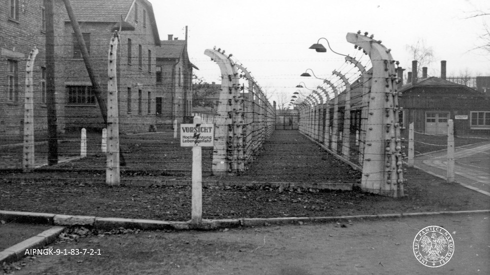 Светът почита жертвите на Холокоста