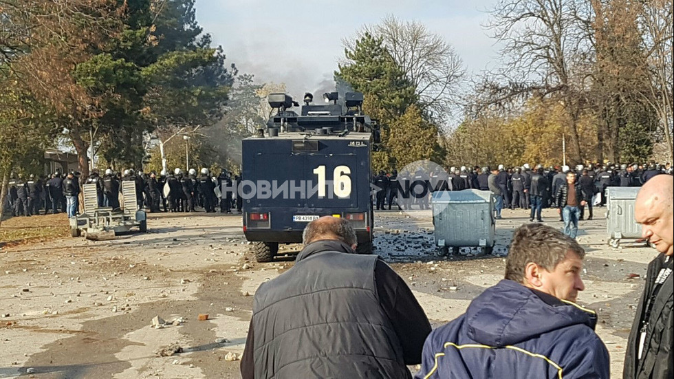 Бунт в бежанския център в Харманли