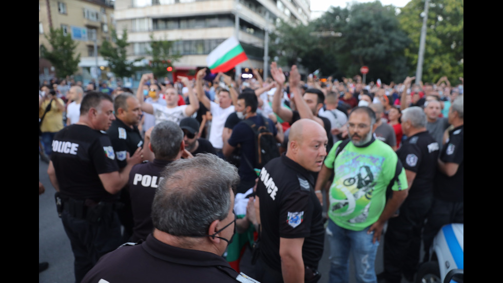 Три протеста в "Триъгълника на властта"