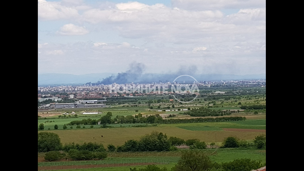 Голям пожар избухна в Пловдив