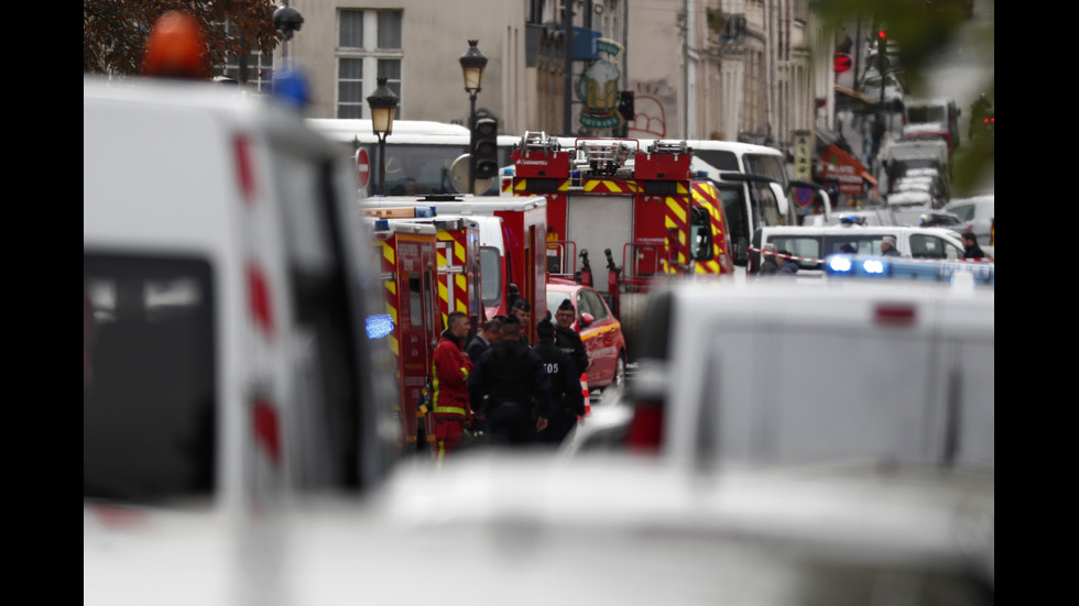 Полицай е тежко ранен при нападение с нож в Париж