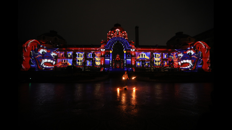 Започна фестивалът на светлината "Лунар"