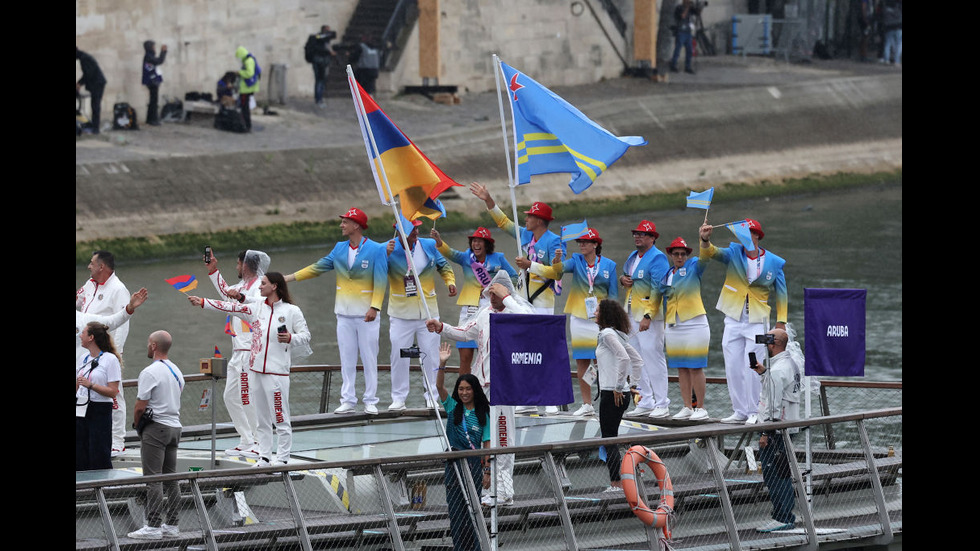 Грандиозно откриване на Летните олимпийски игри в Париж (СНИМКИ)