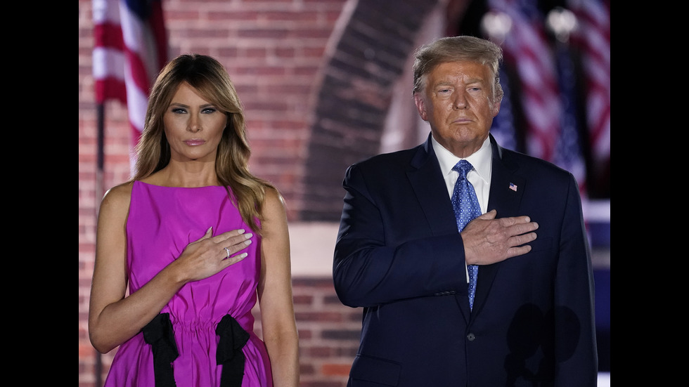 СТИЛ И СЕКСАПИЛ: Мелания Тръмп като първа дама