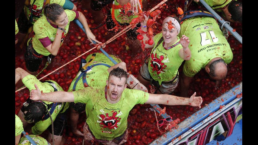 Бой с домати в Испания